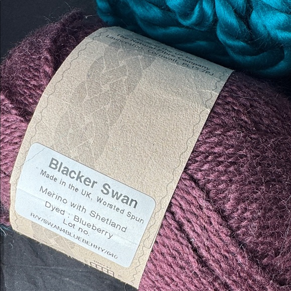 Mixed Yarn Lot - Picture 4 of 4